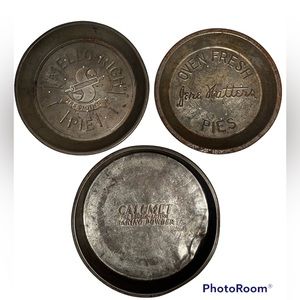 Vintage 3 pie/cake pans